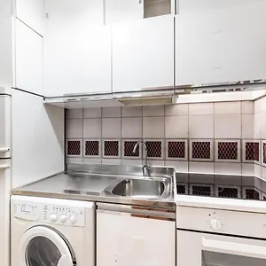 https://diana-in-pantheon-apartments.it-romehotels.com